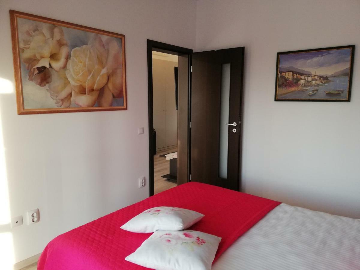 Kolonaki Domus Apartment Iasi Extérieur photo